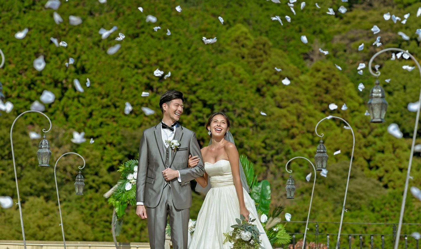静岡結婚式　静岡挙式会場　フラワーシャワー
