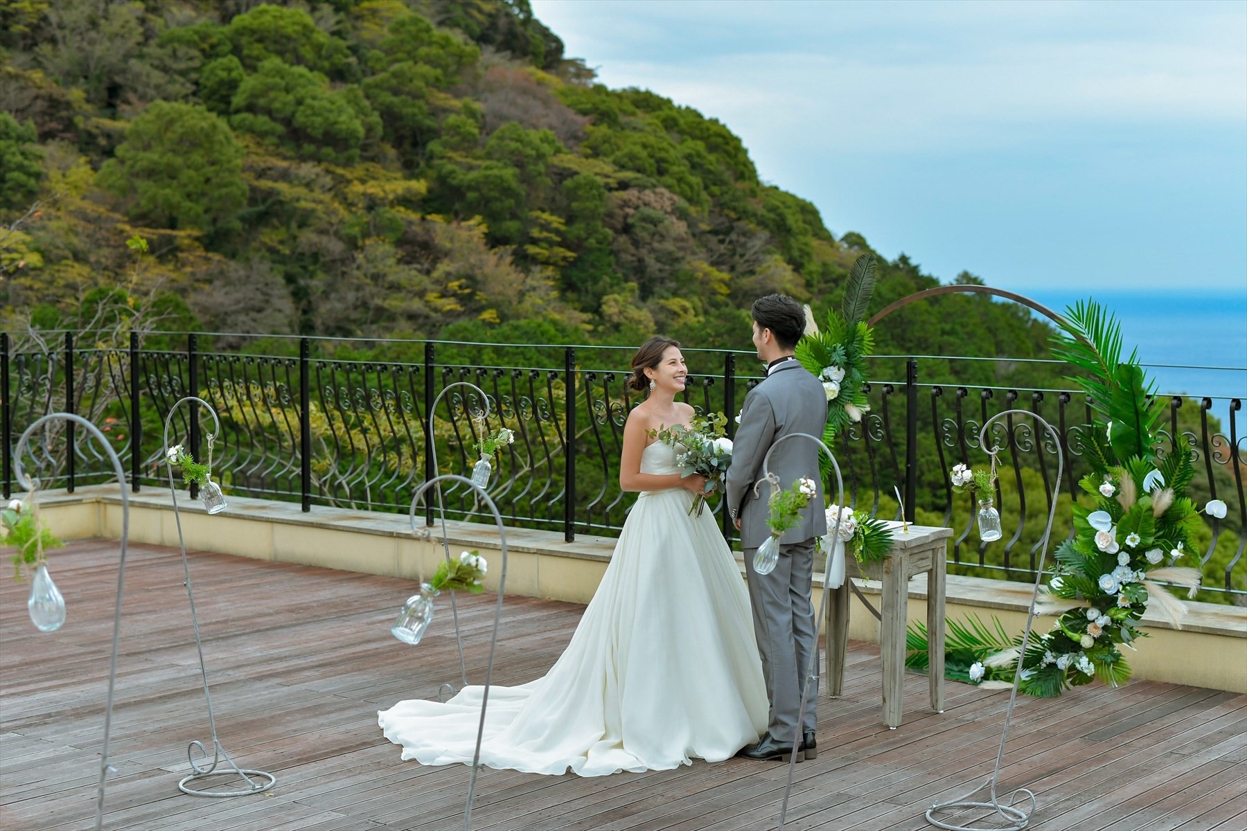静岡熱海一軒家貸切結婚式　熱海ウェディングフォト撮影　熱海スパ＆リゾート