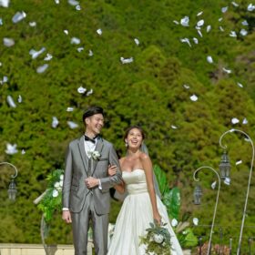熱海挙式　フラワーシャワー　結婚写真