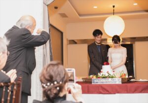 熱海披露宴　ケーキカット　ヘアメイク